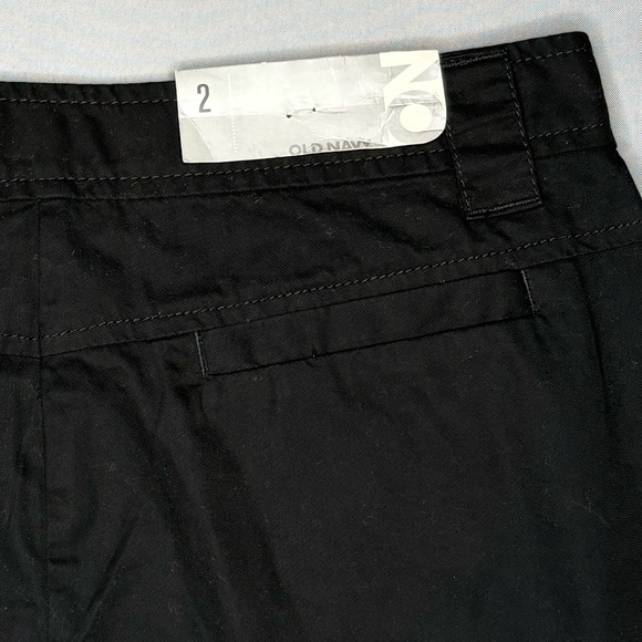 Old Navy Black Chino Mini Skirt Size 2 - Picture 4 of 9